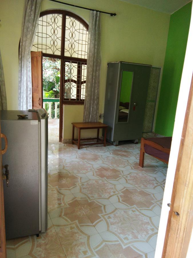 Joaquina'S Guest House Calangute Exterior foto